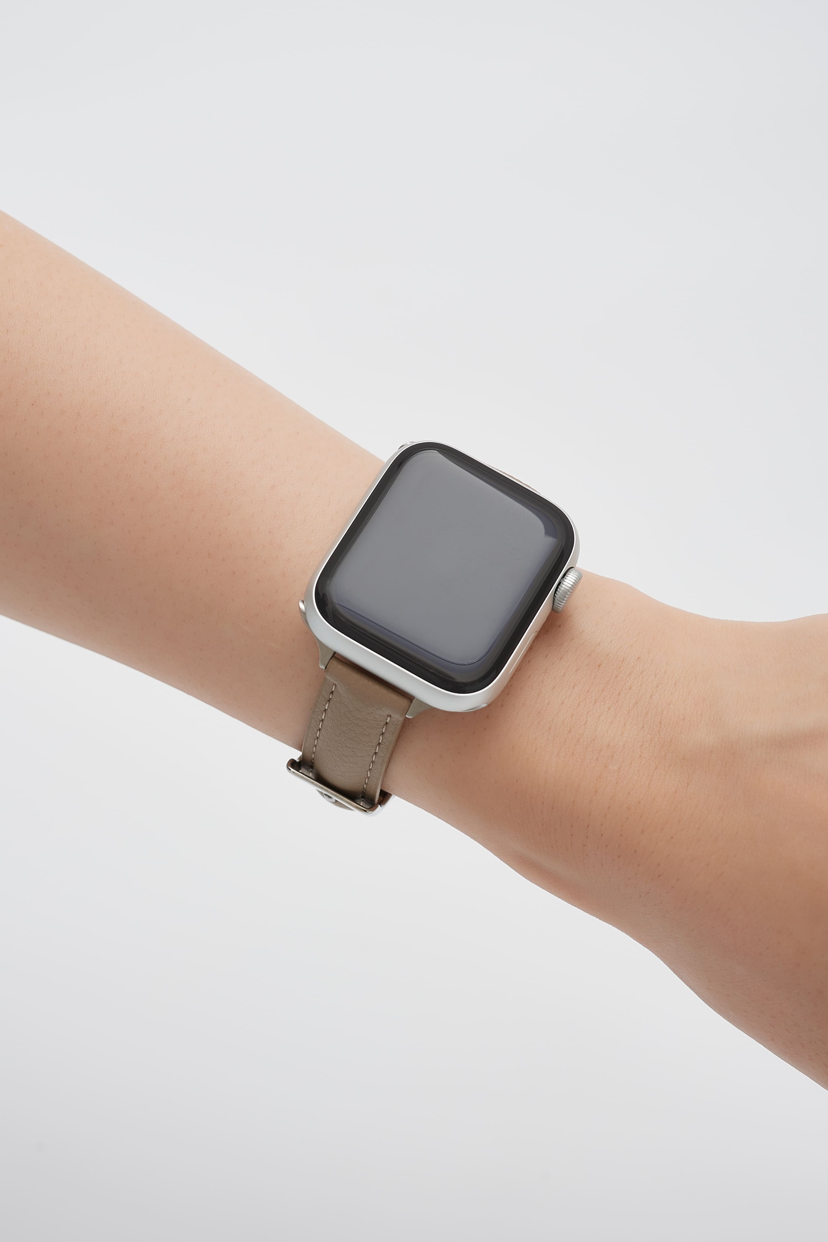 廃棄りんご由来のApple Watch専用バンド Apple 3Way Watch Band