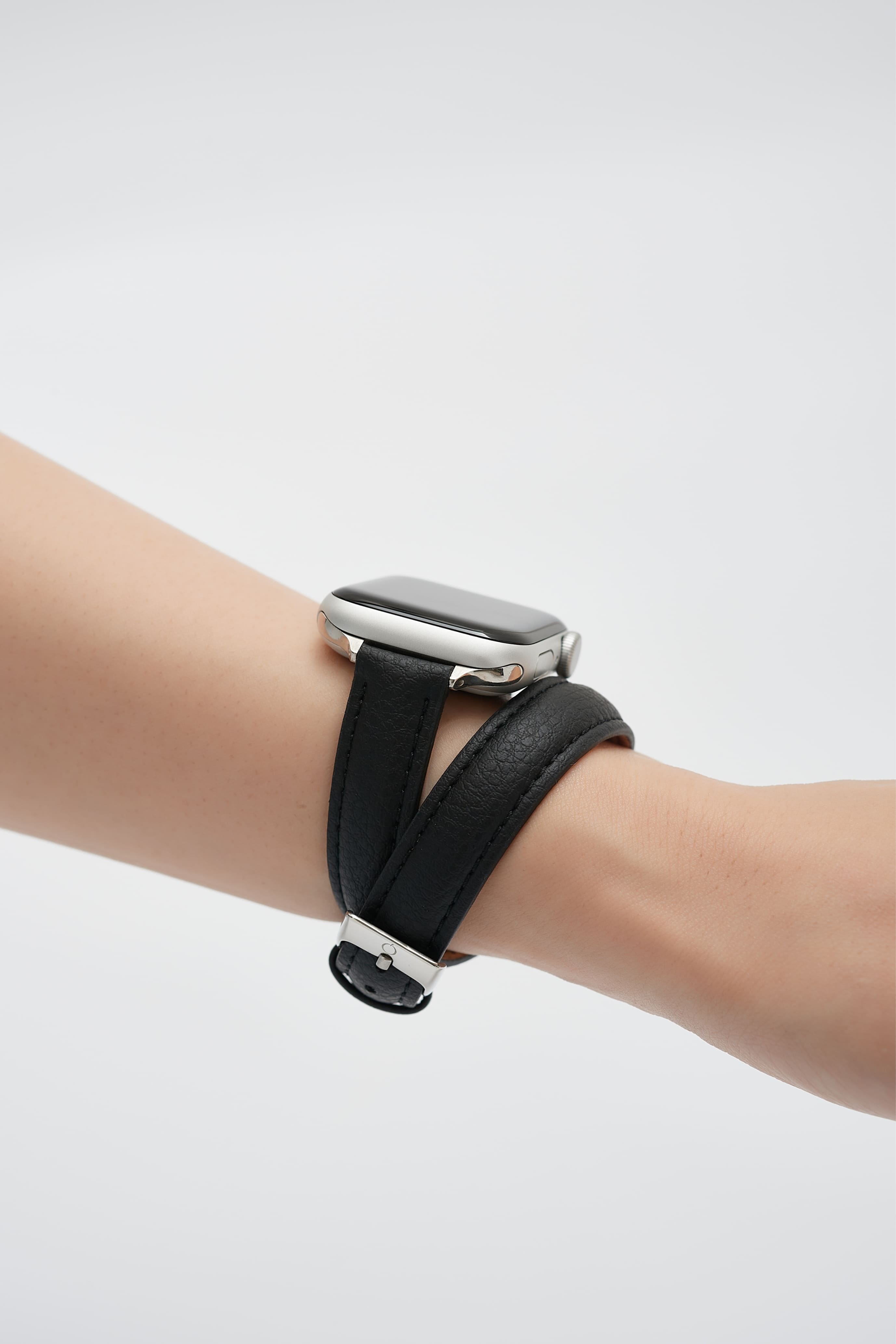 廃棄りんご由来のApple Watch専用バンド Apple 3Way Watch Band