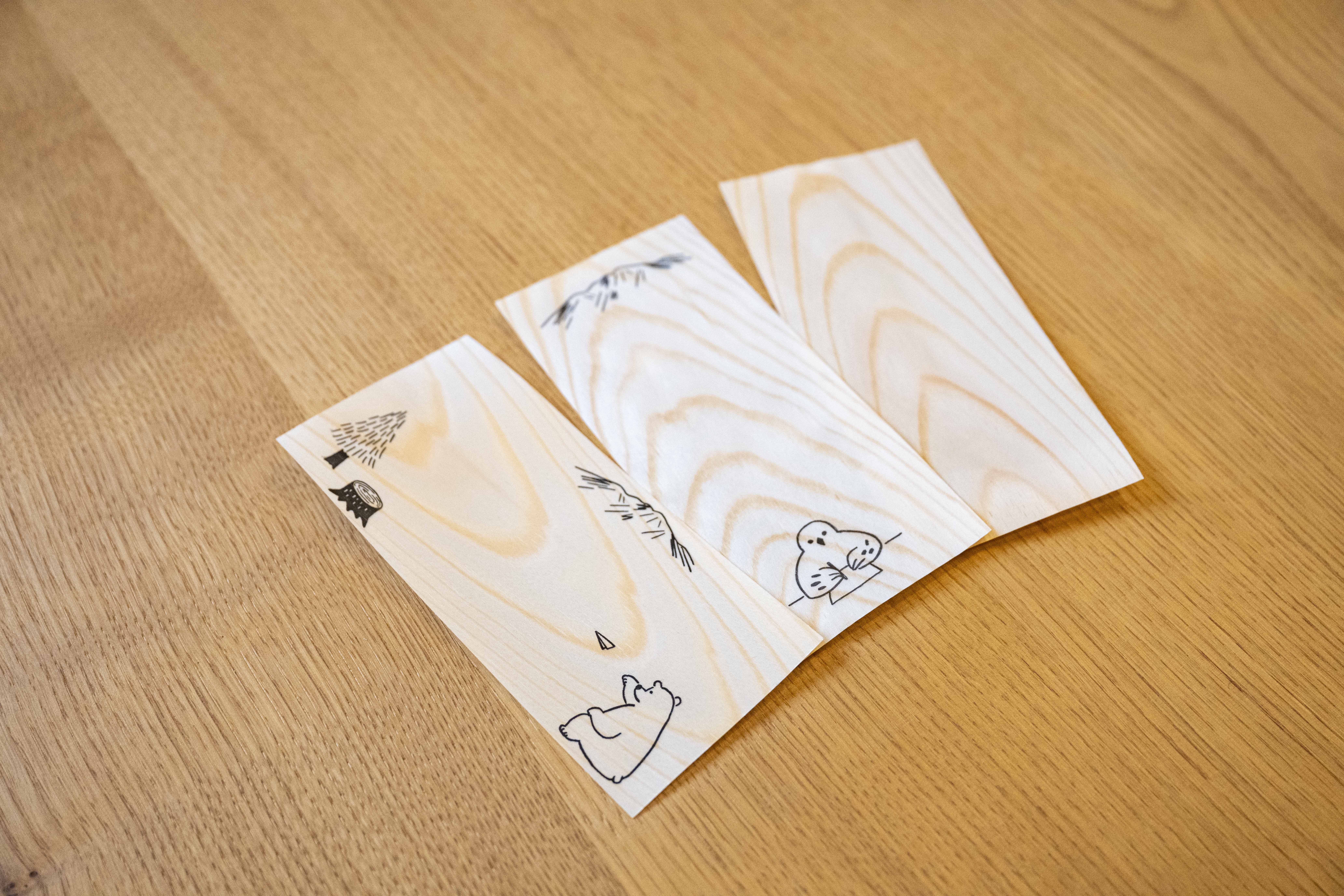 木の一筆箋（信州経木の文具“Shiki bun”）