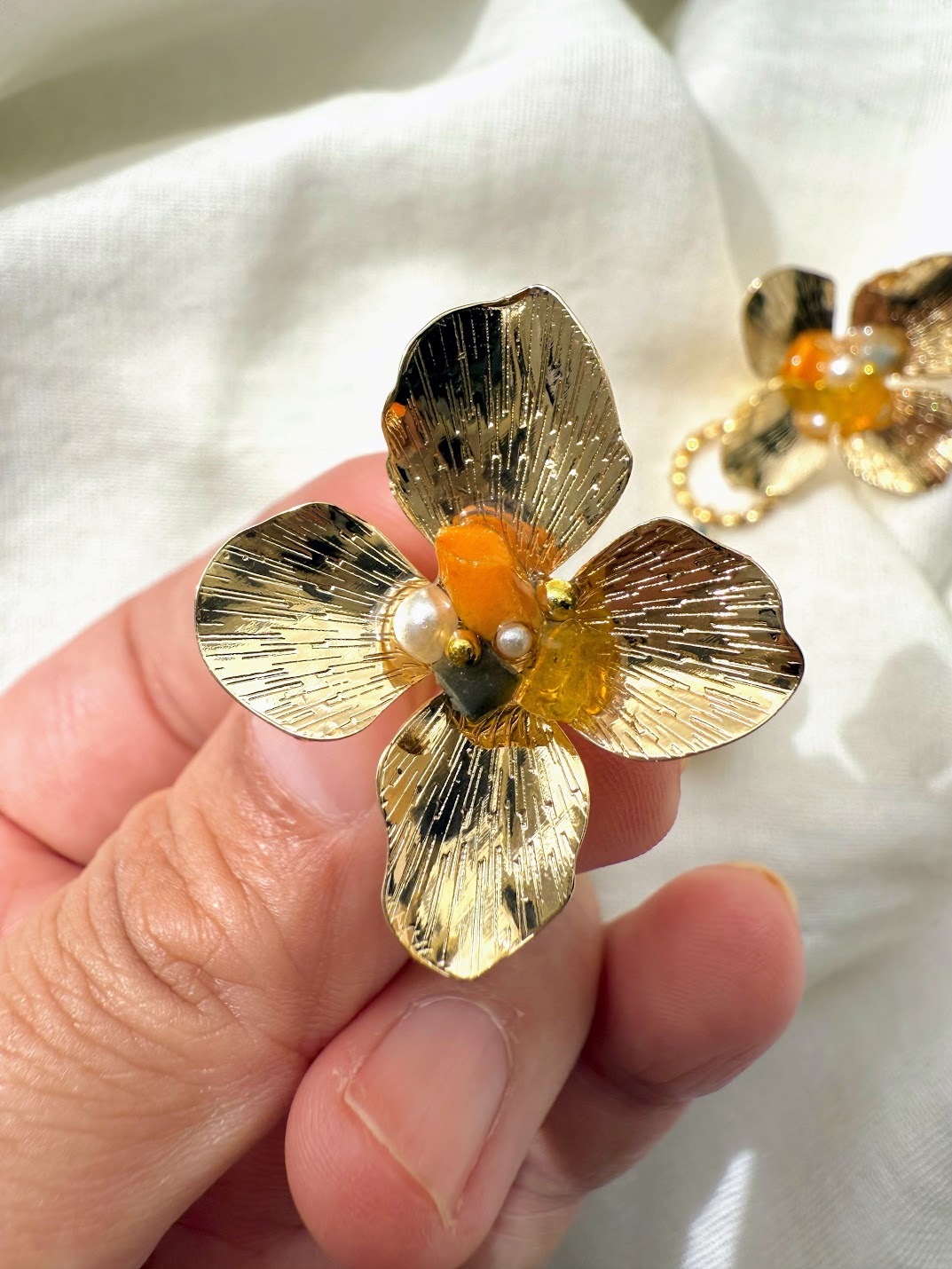 【川から海を守る】gold flower×micro plastic　2way pierce/earring