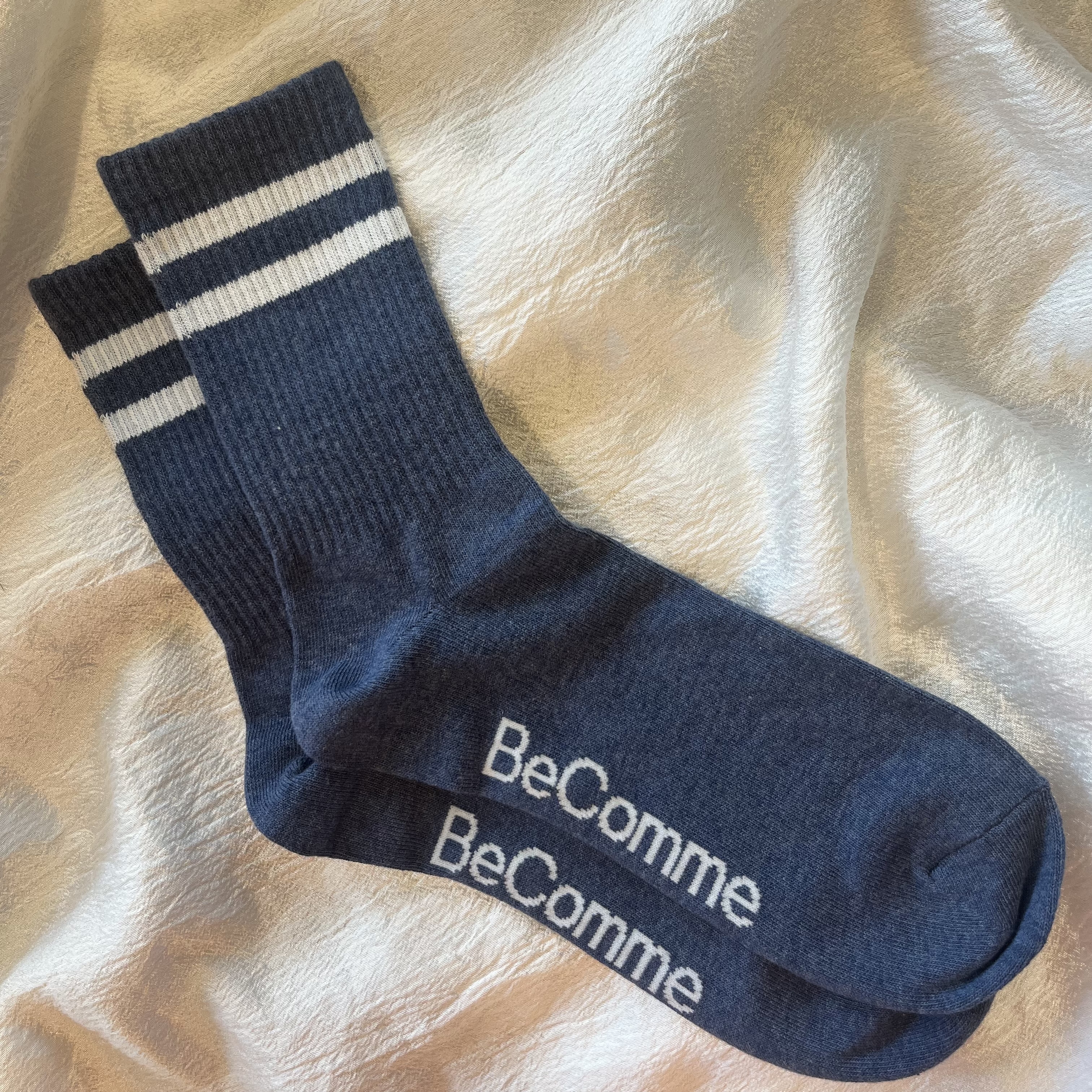 支援に【つながる靴下】BeCommeラインソックス