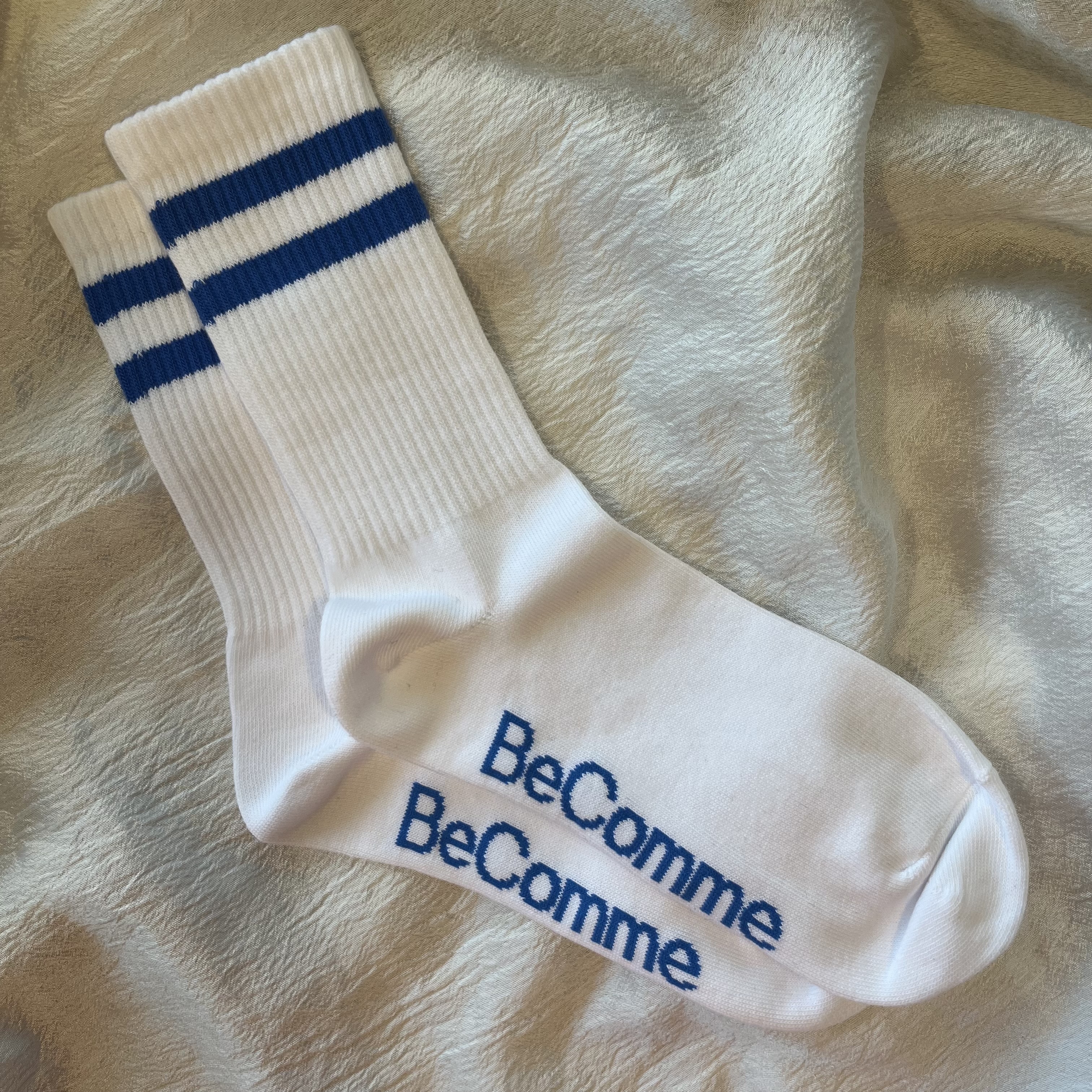 支援に【つながる靴下】BeCommeラインソックス