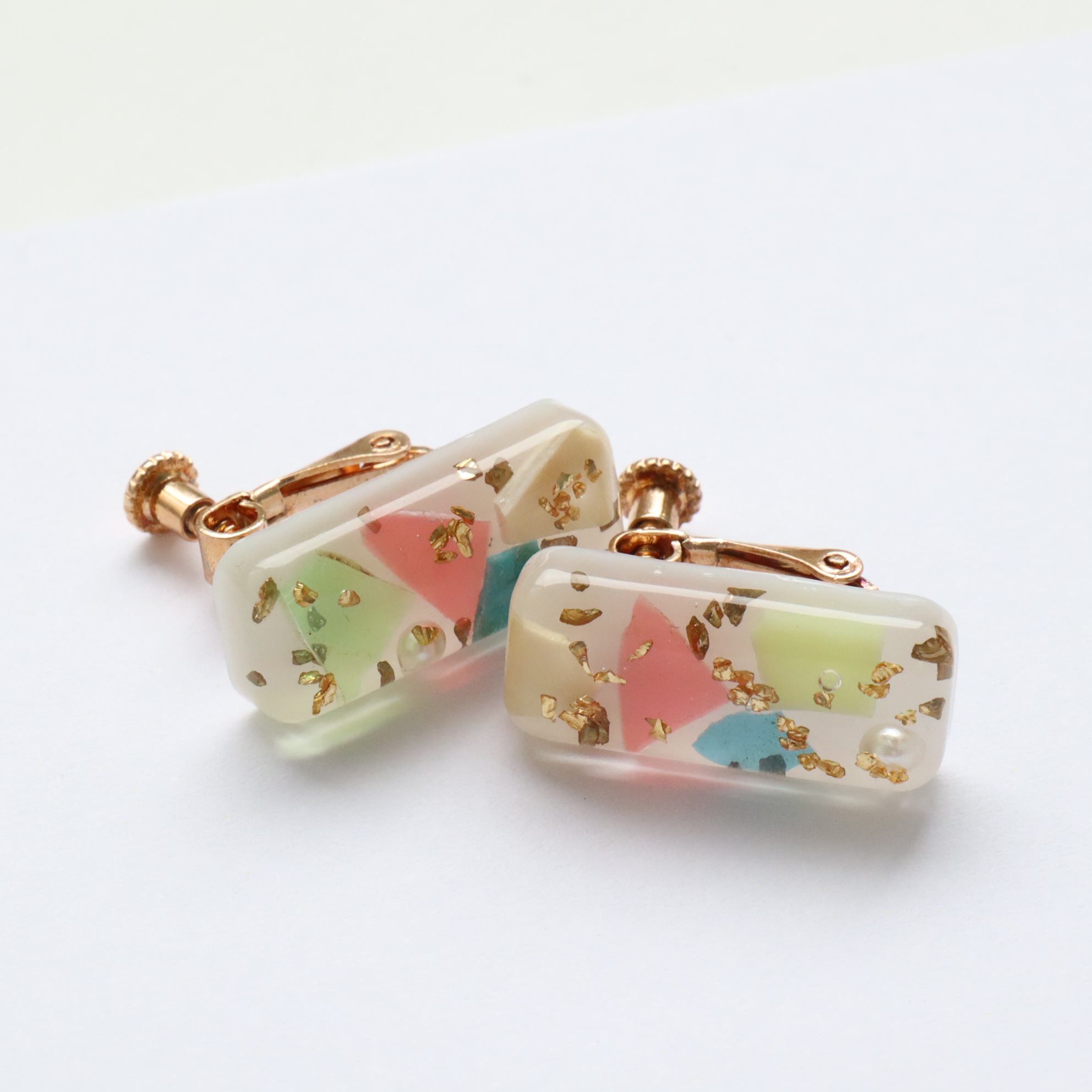 カラフル×長方形ピアス