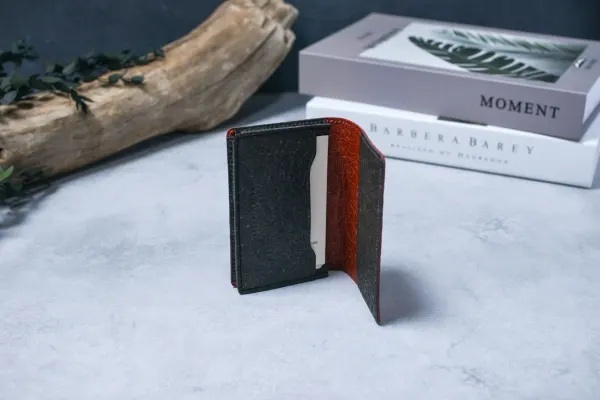 never leather 名刺入れ（バイカラー）｜エシカリージャパン