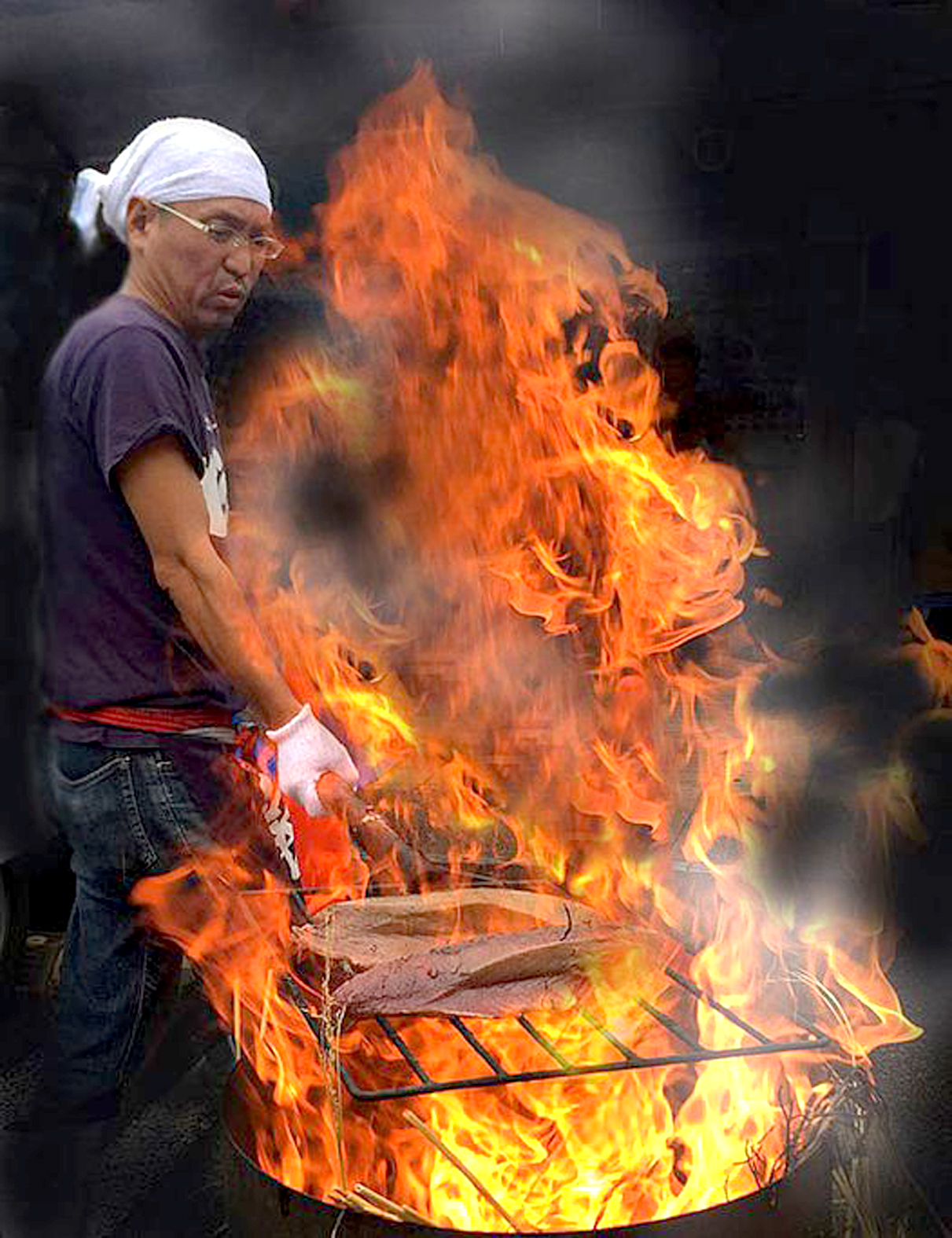 ［送料無料］地元高知人も、これは美味い！とうならせる！一本釣り地鰹の藁焼きタタキ（旬凍）