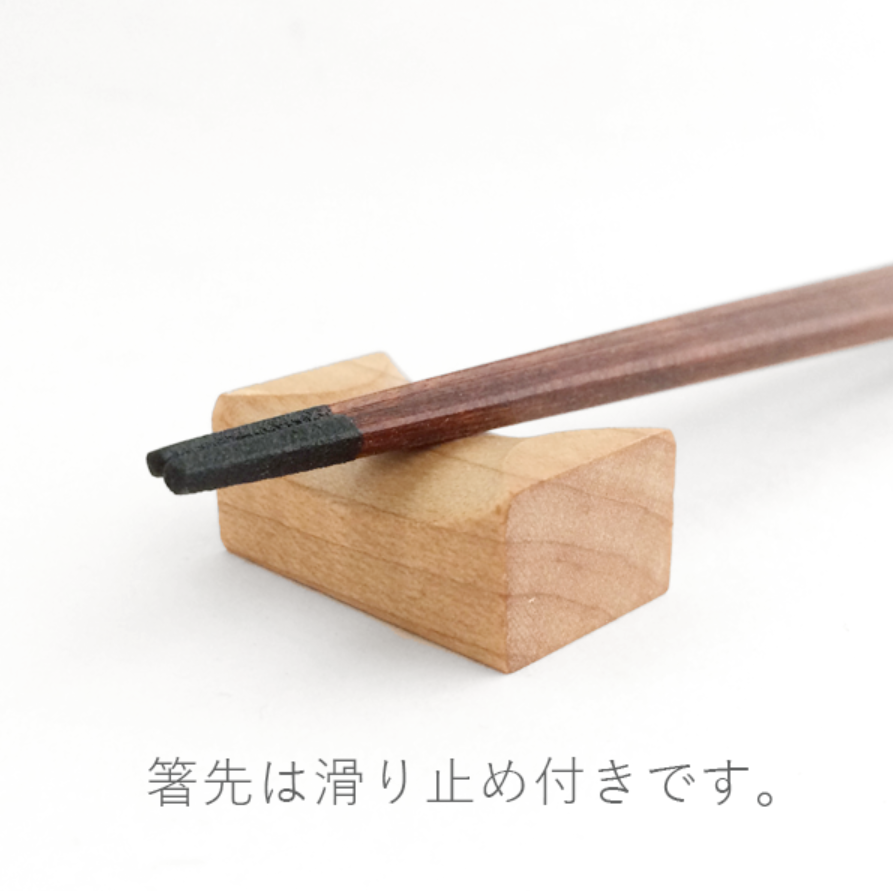 北斎桐箱（天削桜夫婦・枕型箸置き）