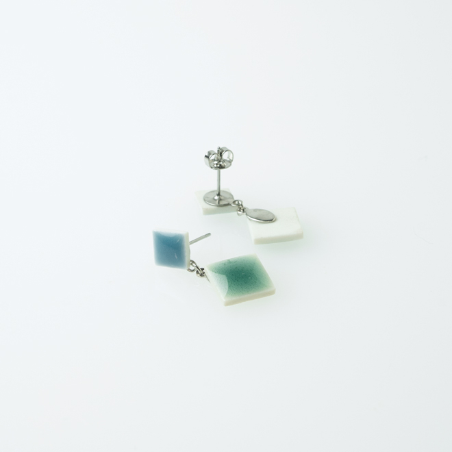 れん　ピアス