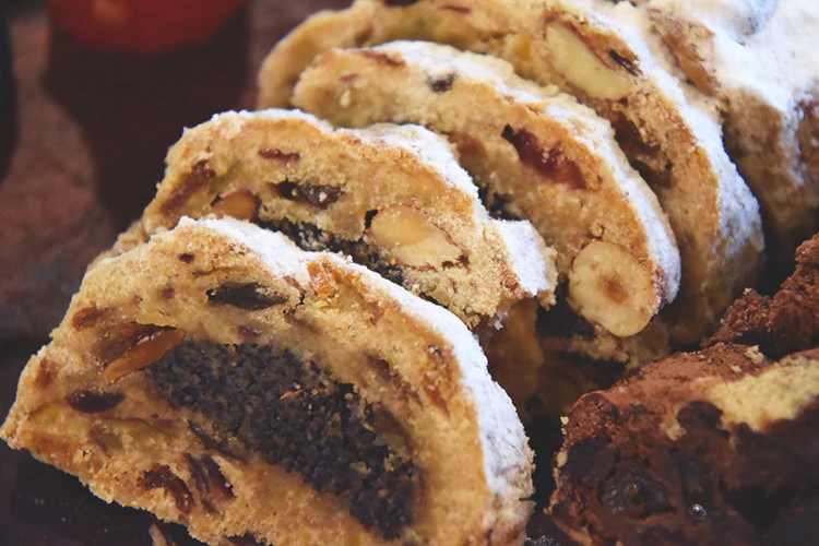 【数量限定】里山の恵みが詰まったシュトーレン ｜ 三富今昔村