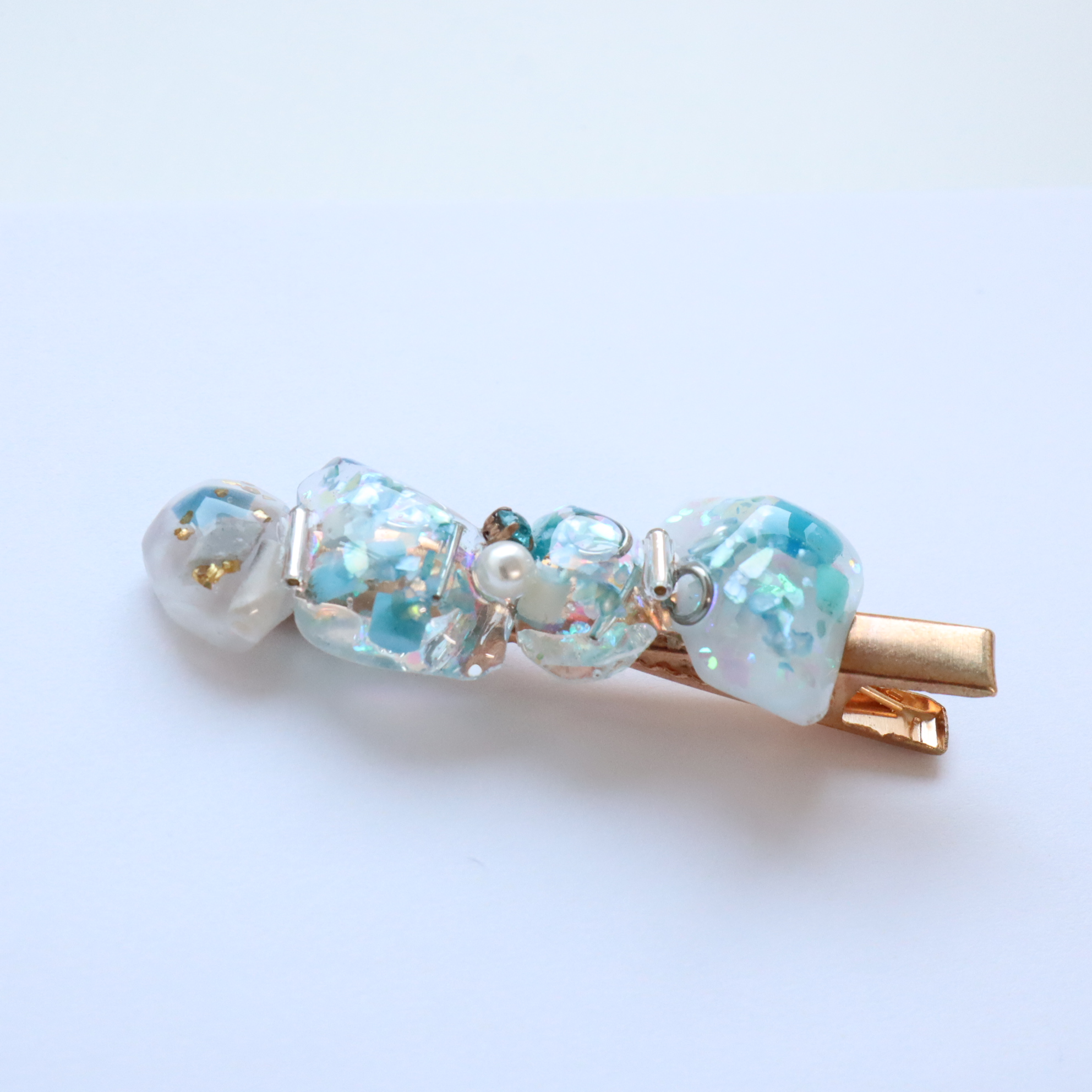 鉱石シリーズヘアクリップ【クリアブルー】
