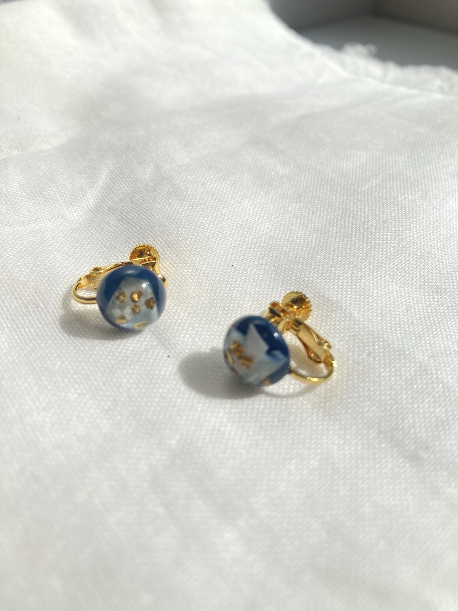 【川から海を守る】navy小粒pierce/earring
