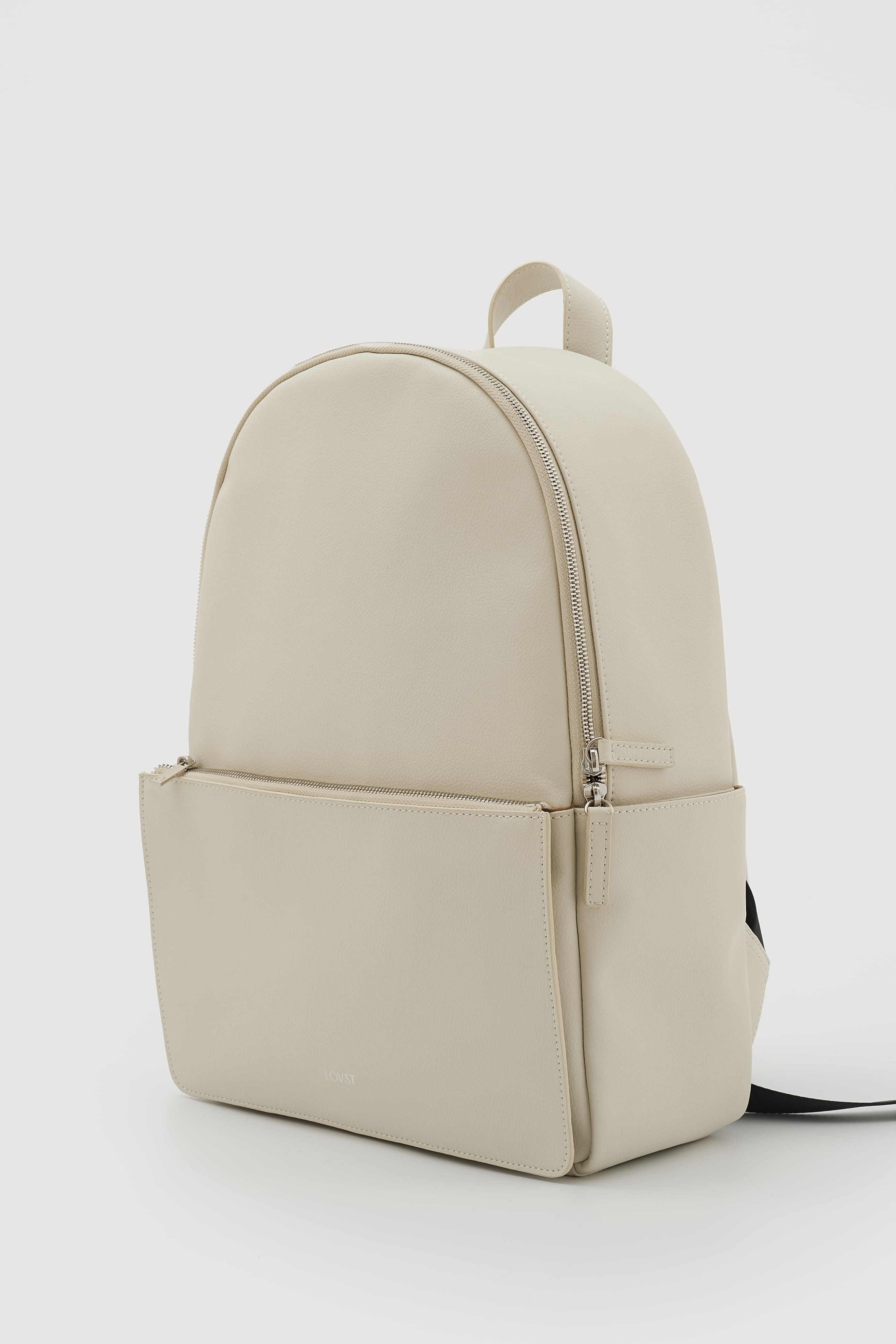 【LOVST TOKYO】廃棄りんご由来のリュックサック「Apple Rucksack」
