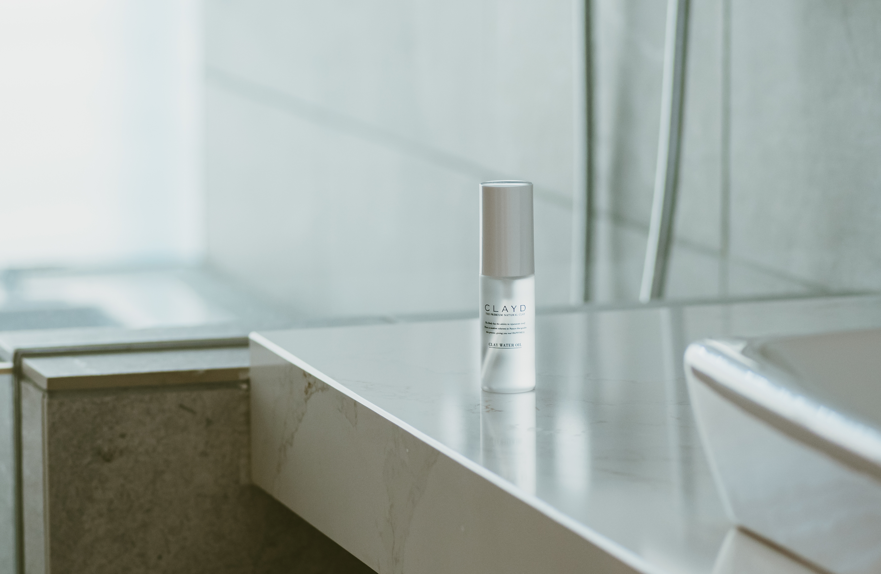 CLAYWATER OIL [二層式美容液]