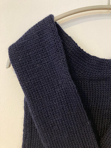 Alex Shoulder Warmer No.2
