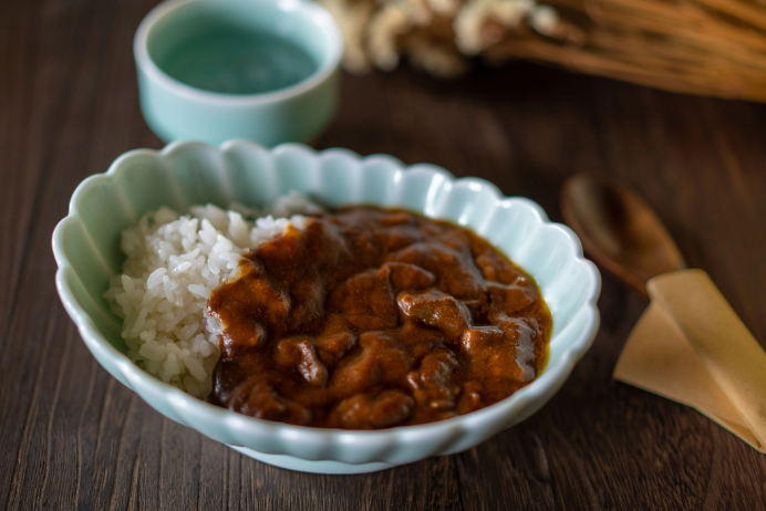 青磁菊楕円鉢（大）