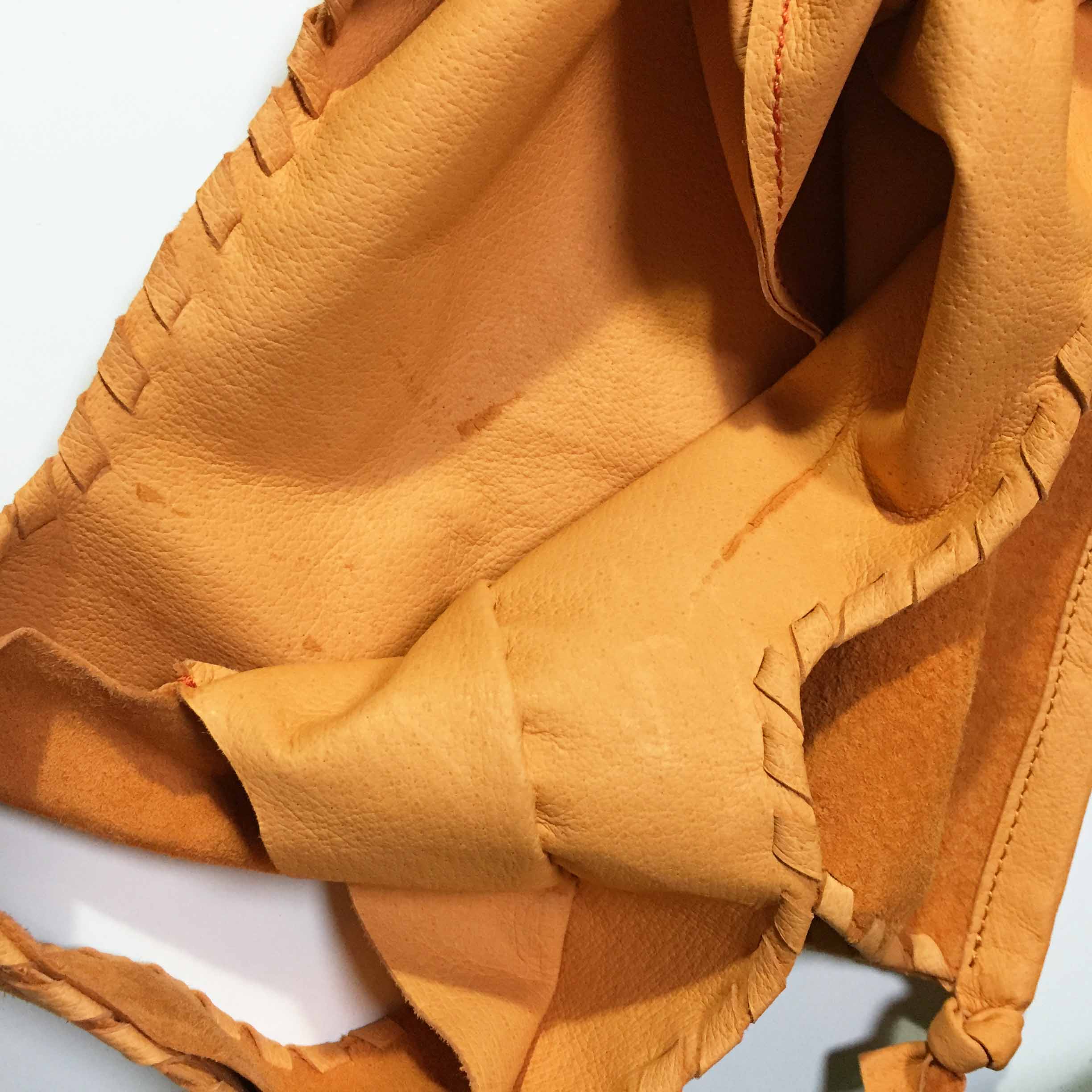 国産レザーのスウェードミニバッグ【Black】