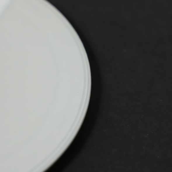 flat plate Kyoto[monotone]"shiroshiro"