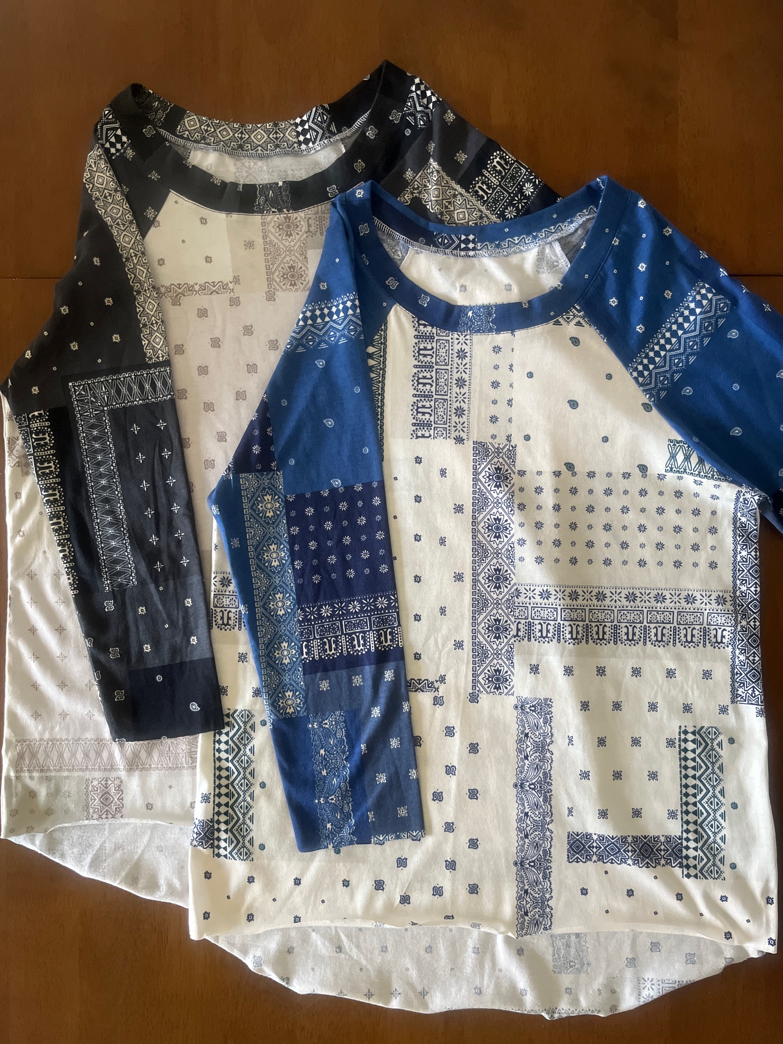Organic cotton Raglan T paisley