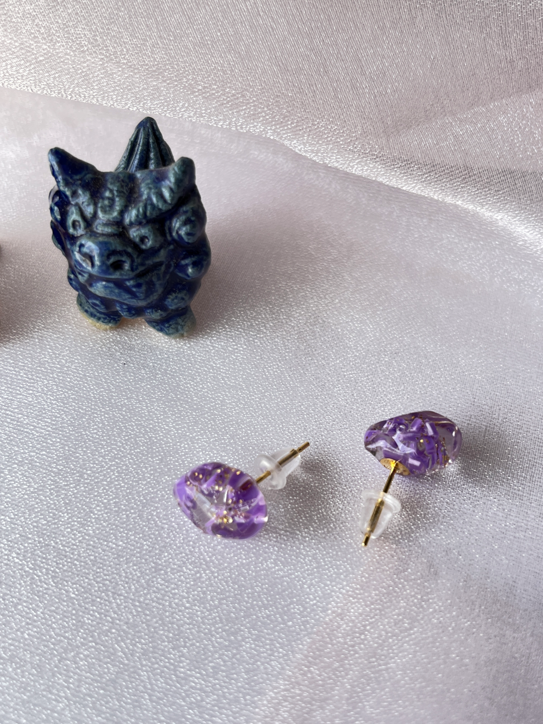 【海想い/ピアス】コロッと小っちゃい紫ピアス