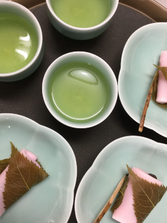 鍋島青磁 煎茶碗（二個）