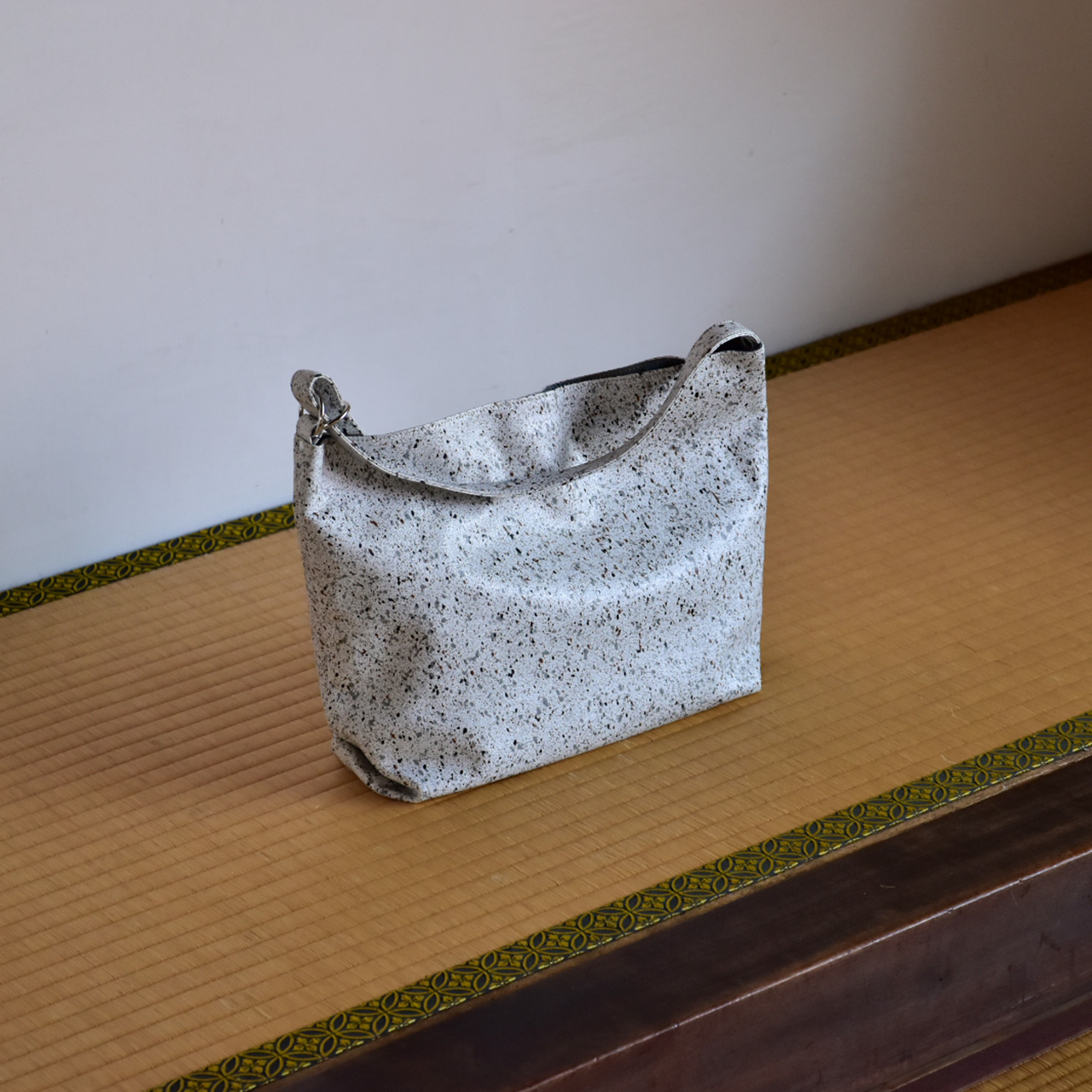 【MIKAGE】ONE SHOULDER BAG / ワンショルダーバッグ
