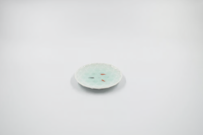 青白磁メダカ籠目4寸皿
