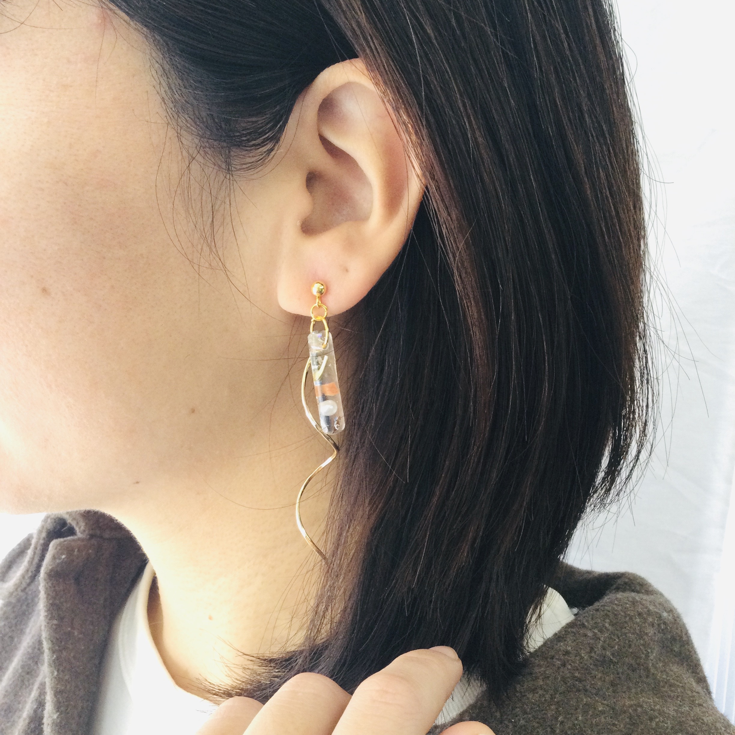【川から海を守る】orange×stick（earring/pierce）